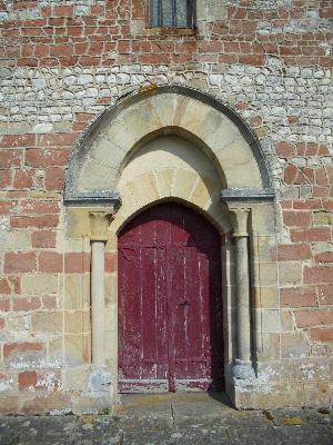 Agonges Eglise Romane