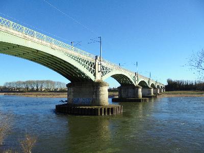 Pont sur la Loire Nevers